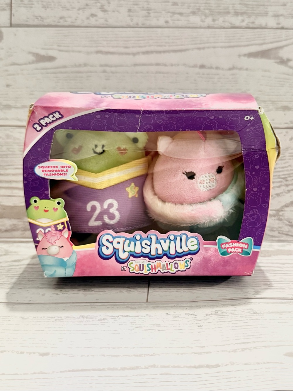 Squishmallows Philippe the Frog and Elizabeth Squishville 2 Pack Fashion Pack